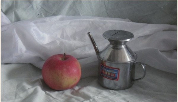 适合初学者的水粉静物写生：苹果与壶