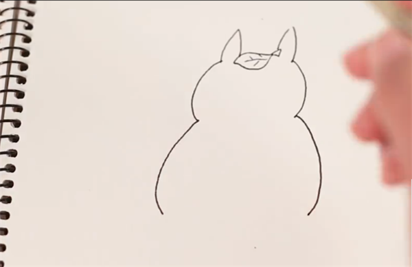 卡通龙猫简笔画
