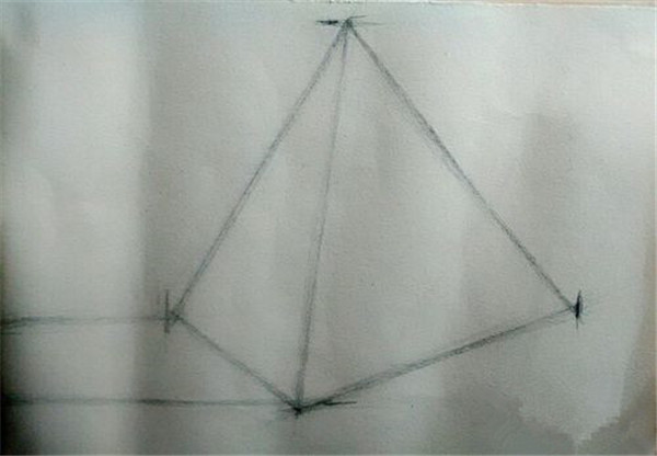 三棱锥素描画法