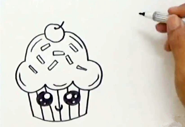 儿童水彩笔画教程：纸杯蛋糕画法