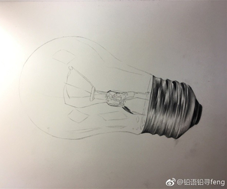 素描教程：素描画灯泡的画法