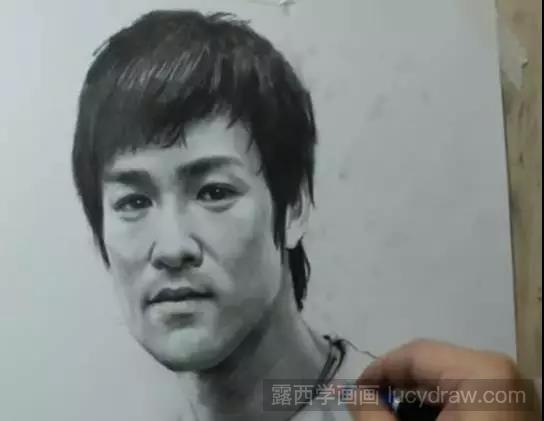 素描教程：武神李小龙人物素描