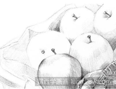 素描一篮苹果的画法