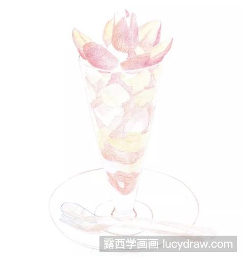 彩铅画美食：草莓冰淇淋的画法