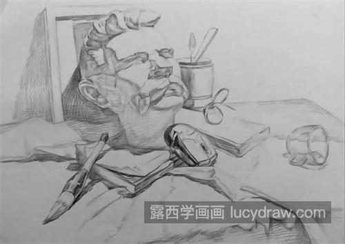 静物素描组合的绘画过程带图解 素描组合静物需要注意什么