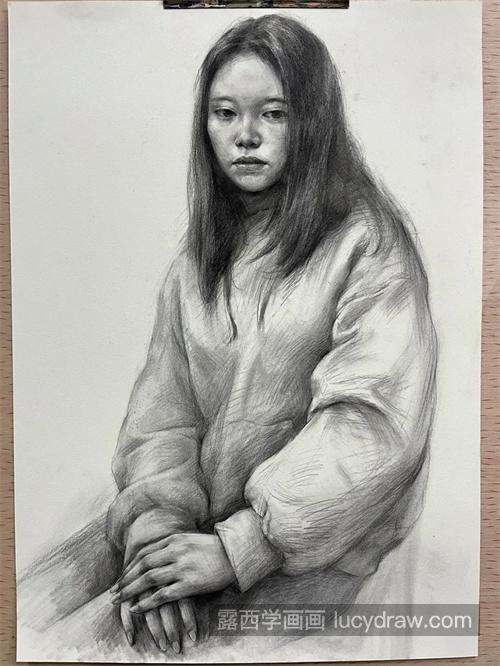 素描女生头像怎么绘制 简单的素描女生头像怎么画