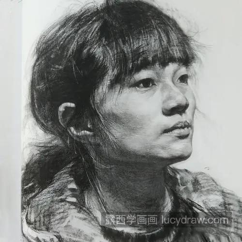 素描女青年面部如何刻画 女青年面部的细节如何刻画