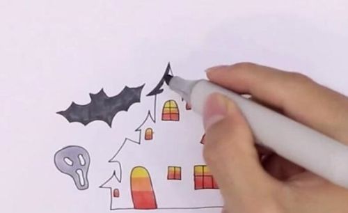 万圣节神秘的城堡简笔画绘制教程 好看的彩色城堡简笔画怎么画