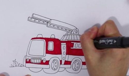 好看彩色的消防车简笔画怎么画 消防车简笔画绘制教程