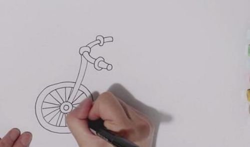 简单的自行车简笔画带步骤 好看的自行车简笔画带步骤
